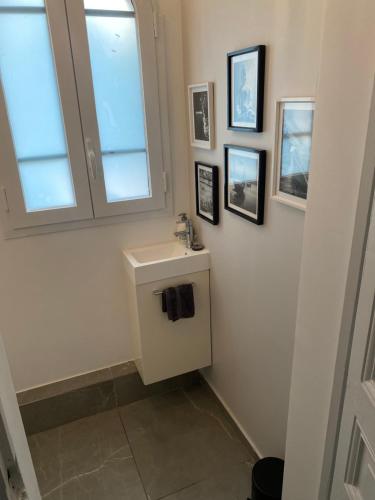 Photo de la galerie de l'établissement Grey Cosy House Maison Spacieuse avec Jardin, à Soisy-sous-Montmorency