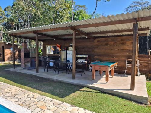 Gambar di galeri bagi Chácara aconchegante com piscina e lazer LT0061 di Juquitiba