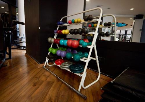 Fitness centrum a/nebo fitness zařízení v ubytování Quality Paulista (São Paulo, Jardins)