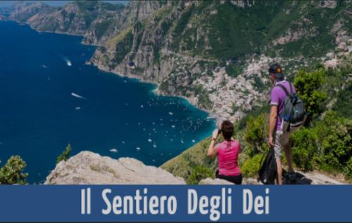 a man and a woman standing on top of a mountain at Casa Lucia in Cava deʼ Tirreni
