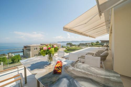 Kempinski Villa 100m from Beach