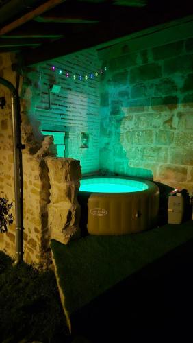 Πισίνα στο ή κοντά στο Le cœur de joli village Français