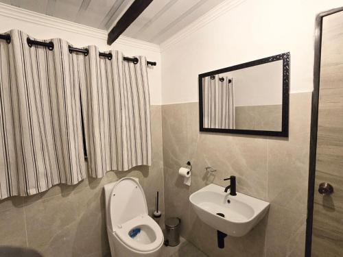 Gambar di galeri bagi Mamre Guest Lodge di Hennops