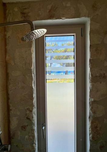 Gallery image of FOFO Platana Beachfront Villa in Skala Rachoniou
