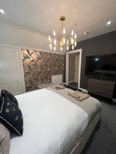 Φωτογραφία από το άλμπουμ του Golden Crown spa suite with private hot tub and thermal suite σε Tarbolton