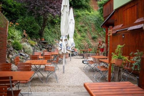 Κήπος έξω από το Das kleine Landhotel im Fichtelgebirge
