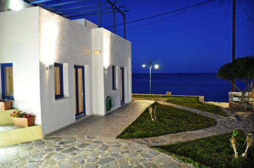 Το κτήριο όπου στεγάζεται  το ξενοδοχείο διαμερισμάτων