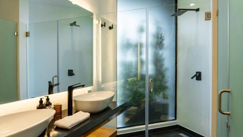Phòng tắm tại Saloya Mindo Life Landscape Hotel