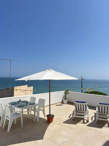 Casa da Praia em Olhos de Água a 50 metros da Praia
