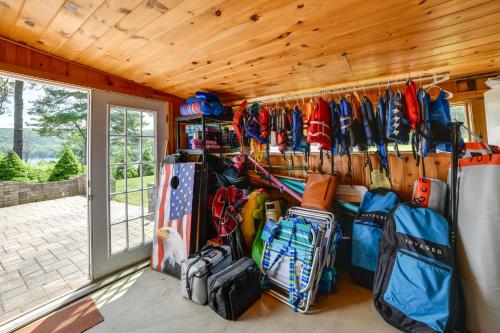 Φωτογραφία από το άλμπουμ του The Perch Lakefront Cooperstown Apt σε Cooperstown
