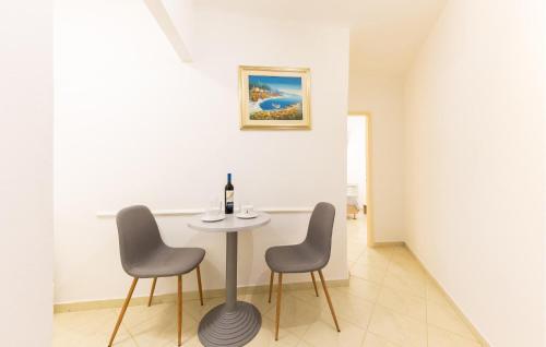 Stunning Apartment In Split With Wifi