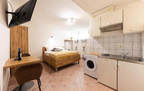 Awesome Apartment In Split