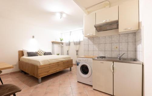 Awesome Apartment In Split