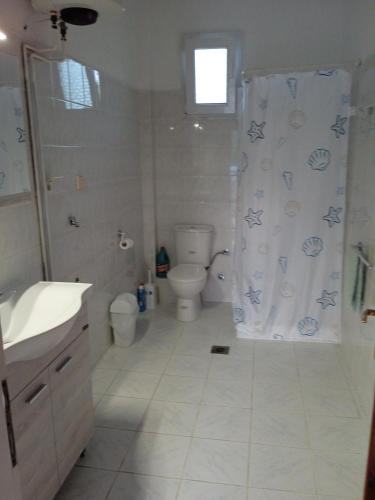 Koupelna v ubytování Europa Apartments Stefanos