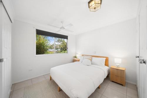 Caloundra Beach Break - 3BD Family Homeにあるベッド