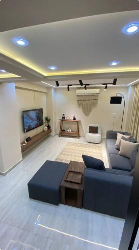 شقه فندقية فاخرة المهندسين شارع جامعة الدول العربية الرئيسي