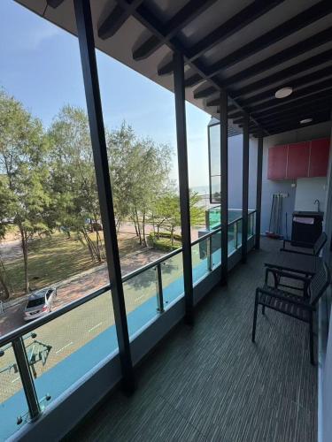 A piscina localizada em Pontian C Balcony ou nos arredores