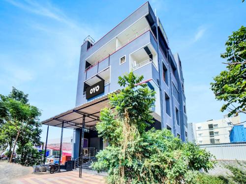 Bangunan di mana terletaknya hotel