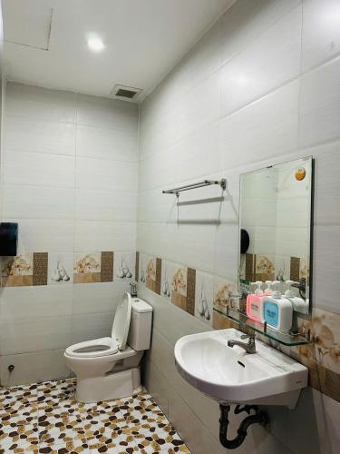 Koupelna v ubytování Việt Thương Motel