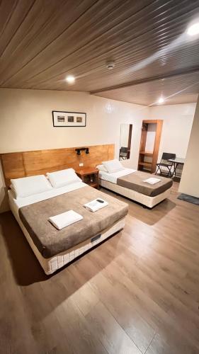 Χώρος καθιστικού στο 11th Street Bed and Breakfast Inn