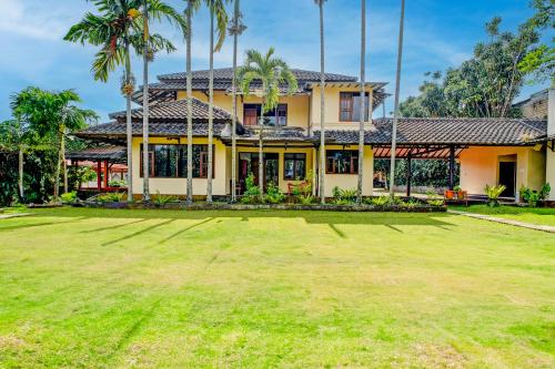 Galeriebild der Unterkunft Belvilla Bogor near Citra Alam Riverside formerly Aquarius Orange in Bogor