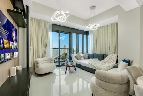 Guest Favorite - Premium 3BR with Skyline Views at Floor 50