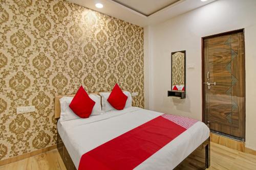 Gallery image of Hotel O The Paramount Hotel in Nagpur