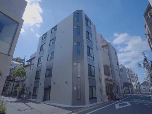 Yoyogi Park Retreat