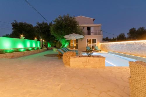 Piscina en o cerca de Luca Mare