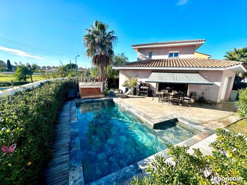 Villa d'architecte Piscine Chauffée toute l'année
