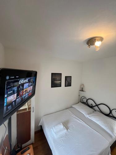 Skalina city center studio apartment