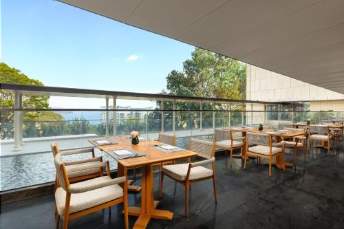 Балкон или терраса в voco Sanya Dadonghai by IHG