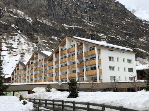Center Studio Zermatt by Inspiring places Zermatt