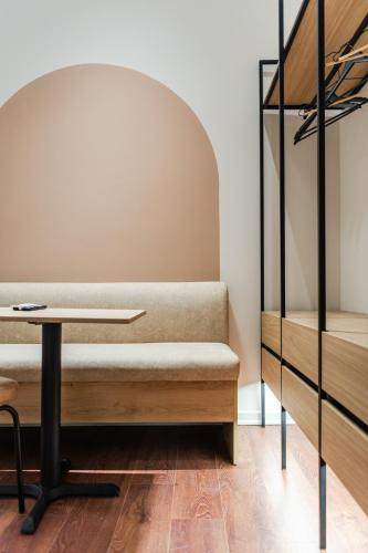 Kingdom Family Apartment's Durres Centerにあるベッド