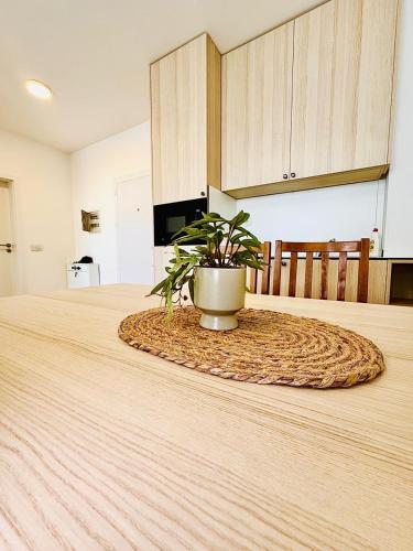 Exclusive brand new apartment with a great view Miri 4327