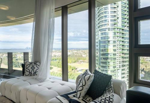 Ένα ή περισσότερα κρεβάτια σε δωμάτιο στο Skyline Serenity at Olympic Park