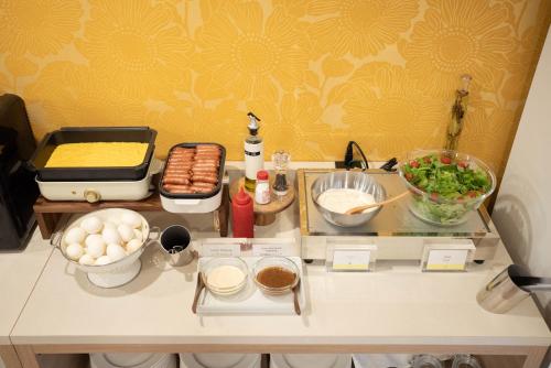 Comida en o cerca de este hotel