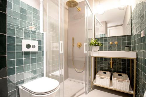 VLC Host - Santa Cruz Apartments