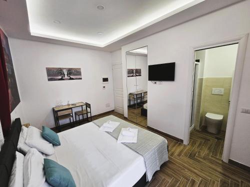 Susys's Guest House - Room Castel Sant'Angelo