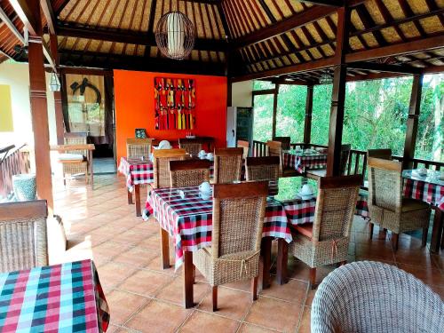 Restoran atau tempat lain untuk makan di Villa Nirvana