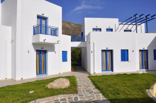 Το κτήριο όπου στεγάζεται  το ξενοδοχείο διαμερισμάτων