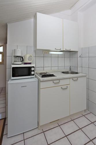 Apartments with WiFi Crikvenica - 5555