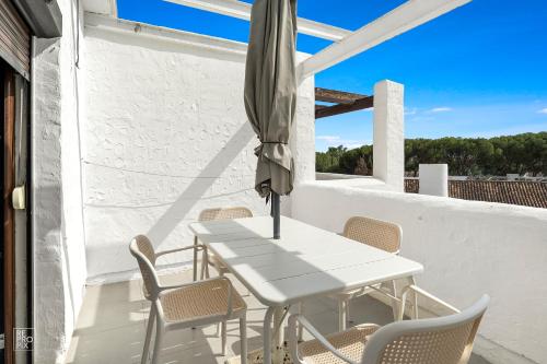 VM30 Puerto Banús Penthouse min stay 63 nights