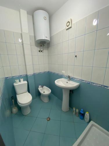 Bilik mandi di apartment golem
