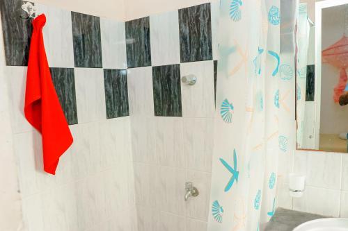 Un baño de Caritas Rest