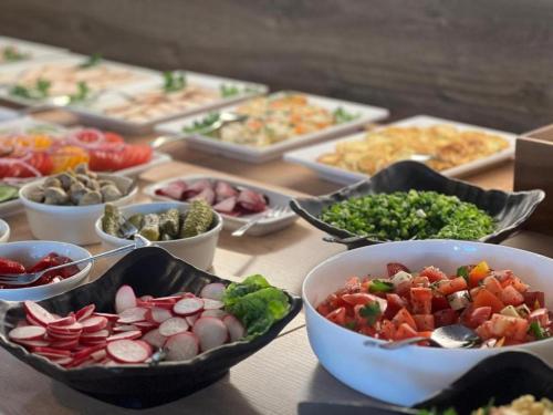 Mad på resortet eller i nærheden