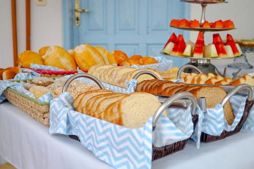 Makanan di atau berdekatan inn ini