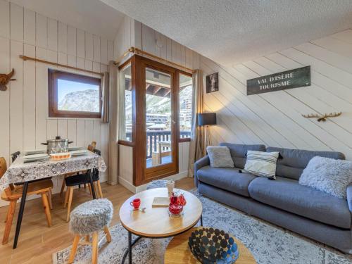Studio agréable avec mezzanine, balcon et proche commodités à Val-d'Isère - FR-1-694-296