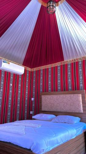 Gallery image of Luxury Rum Flower in Wadi Rum