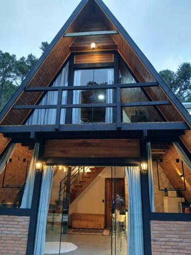シャレーが所在する建物